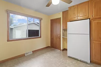 1904  87th St, Kenosha, WI 53143 - Photo 10