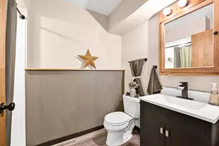 28941 Golden Cir, Racine, WI 53185 - Photo 20
