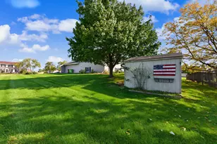 28941 Golden Cir, Racine, WI 53185 - Photo 38