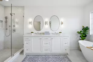 4840 N Larkin St, Whitefish Bay, WI 53217 - Photo 24