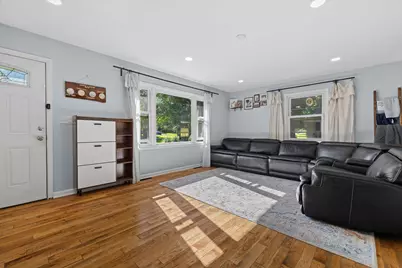 1408  Meadowlane Ave, Racine, WI 53406 - Photo 4