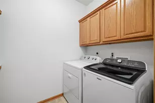 W206N16187 Stonebrook Dr, Jackson, WI 53037 - Photo 18