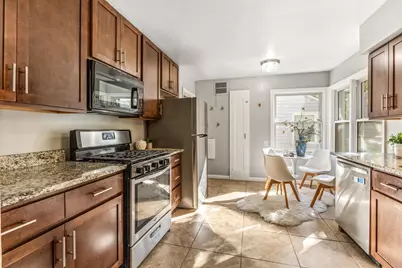 112 E Henry Clay St, Whitefish Bay, WI 53217 - Photo 6