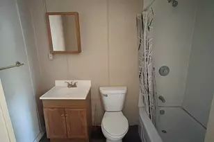 1801 W Meinecke Ave, Milwaukee, WI 53206 - Photo 28