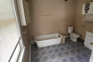 1801 W Meinecke Ave, Milwaukee, WI 53206 - Photo 24
