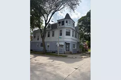 1801 W Meinecke Ave, Milwaukee, WI 53206 - Photo 2