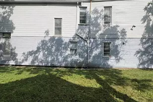 1801 W Meinecke Ave, Milwaukee, WI 53206 - Photo 38