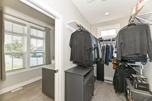 405 Falcon Ridge Dr, Burlington, WI 53105 - Photo 28