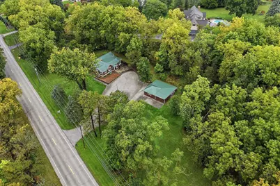 N46W29096  Capitol Dr, Delafield, WI 53029 - Photo 24