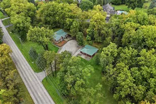 N46W29096 Capitol Dr, Delafield, WI 53029 - Photo 24