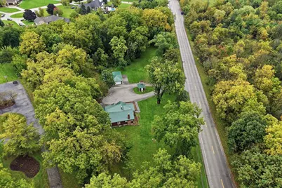 N46W29096  Capitol Dr, Delafield, WI 53029 - Photo 26