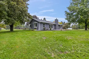5589 Kengary Ct, Hartford, WI 53086 - Photo 26