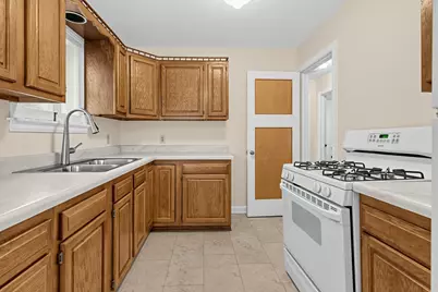 2409 S 64th St, West Allis, WI 53219 - Photo 6