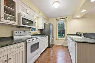 S83W24105 Artesian Ave, Vernon, WI 53103 - Photo 10