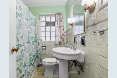 3342 S 26th St, Milwaukee, WI 53215 - Photo 12