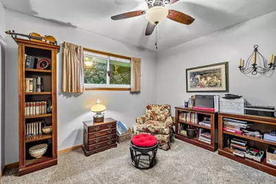 219  Heidel Rd, Thiensville, WI 53092 - Photo 20