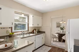 1135 Wisteria Ln, Waukesha, WI 53189 - Photo 10