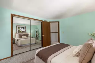 1135 Wisteria Ln, Waukesha, WI 53189 - Photo 20