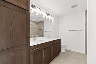 N174W20660 Laurel Springs Cir, Jackson, WI 53037 - Photo 22