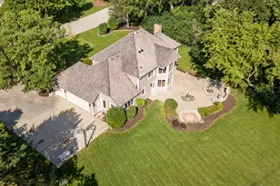 11528 N Settlement Dr, Mequon, WI 53092 - Photo 38