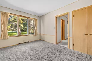 12555 Laurel Ln, Elm Grove, WI 53122 - Photo 20