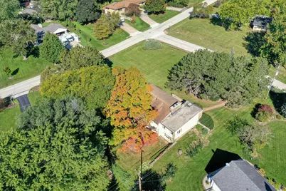 12555  Laurel Ln, Elm Grove, WI 53122 - Photo 44