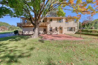 12555  Laurel Ln, Elm Grove, WI 53122 - Photo 38