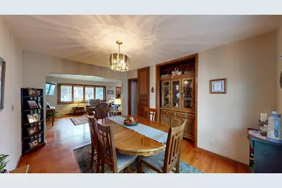 3020  26th St, La Crosse, WI 54601 - Photo 4