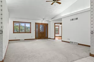 525 14th St, La Crescent, MN 55947 - Photo 36