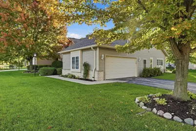 5364 S Butterfield Way, Greenfield, WI 53221 - Photo 28