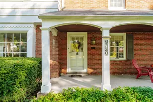 9220 Harding Blvd, Wauwatosa, WI 53226 - Photo 6