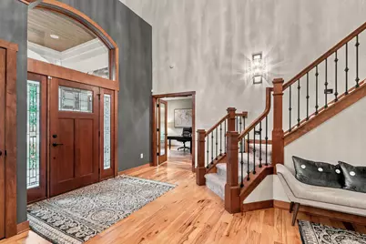 11542 N Creekside Ct, Mequon, WI 53092 - Photo 4