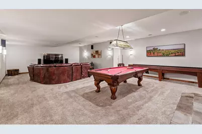 11542 N Creekside Ct, Mequon, WI 53092 - Photo 24