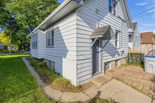 4728 W Medford Ave, Milwaukee, WI 53216 - Photo 2