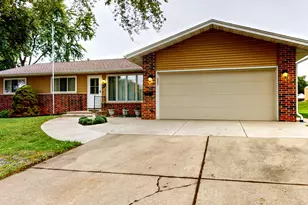 521 W Ryder St, Jefferson, WI 53549 - Photo 1