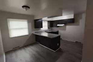 6459 N 52nd St, Milwaukee, WI 53223 - Photo 6