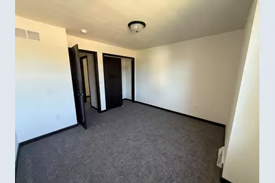 2308  Finch Ct, Waukesha, WI 53189 - Photo 18