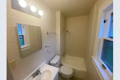 5724 N 41st St, Milwaukee, WI 53209 - Photo 6