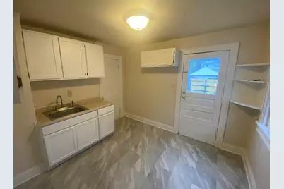 5724 N 41st St, Milwaukee, WI 53209 - Photo 2