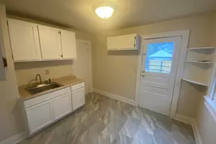 5724 N 41st St, Milwaukee, WI 53209 - Photo 1