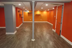 8638 N Servite Dr, Milwaukee, WI 53223 - Photo 16
