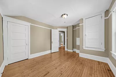 2563 N Hubbard St, Milwaukee, WI 53212 - Photo 10