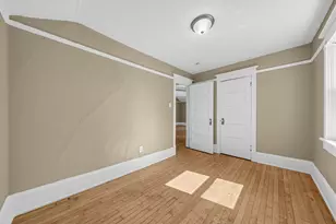2563 N Hubbard St, Milwaukee, WI 53212 - Photo 12