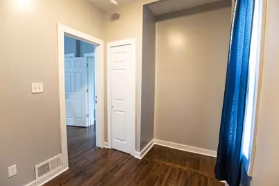 1554 W Chambers St, Milwaukee, WI 53206 - Photo 8