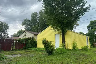 4702 N 31st St, Milwaukee, WI 53209 - Photo 14