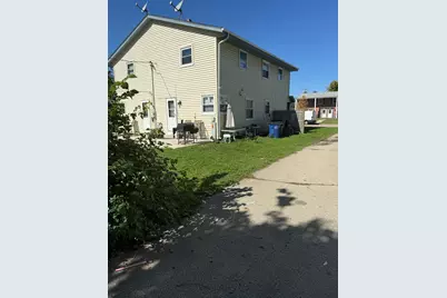 731 -733  Monticello Dr, Racine, WI 53402 - Photo 4