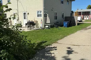 731 -733 Monticello Dr, Racine, WI 53402 - Photo 4