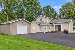 6411 Sheridan Rd, Kenosha, WI 53143 - Photo 2