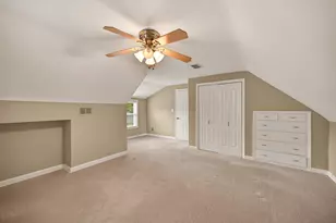 2425 N 81st St, Wauwatosa, WI 53213 - Photo 22