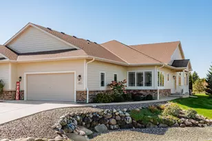 W207N16211 Elliot Dr, Jackson, WI 53037 - Photo 1